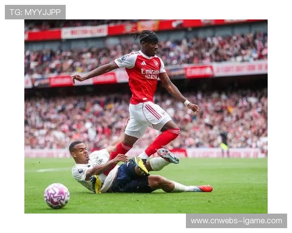 英超积分榜中段竞争白热化，4分差距覆盖十队形成密集集团